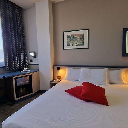 Ibis Styles Palermo President Hotel Ngoại thất bức ảnh