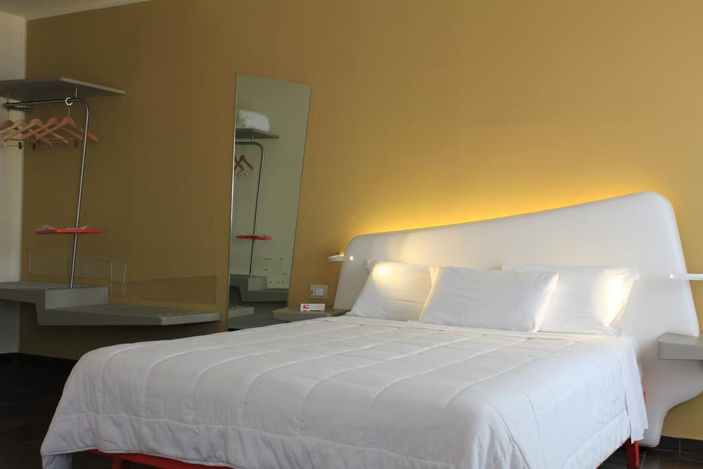 Ibis Styles Palermo President Hotel Ngoại thất bức ảnh